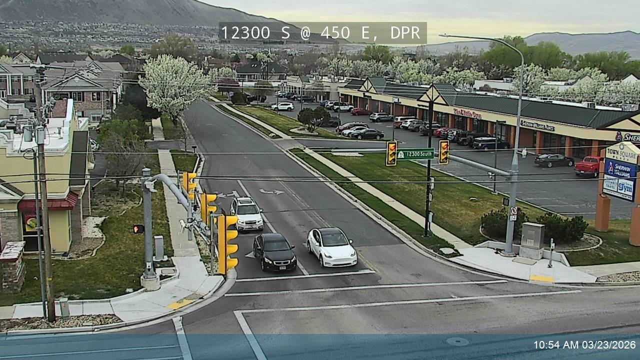 12300 S / SR-71 @ 450 E, DPR live webcam
