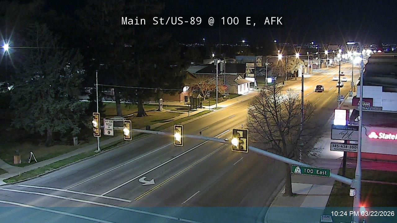 Main St / US-89 @ 100 E / Alpine Hwy / SR-74, AFK live webcam