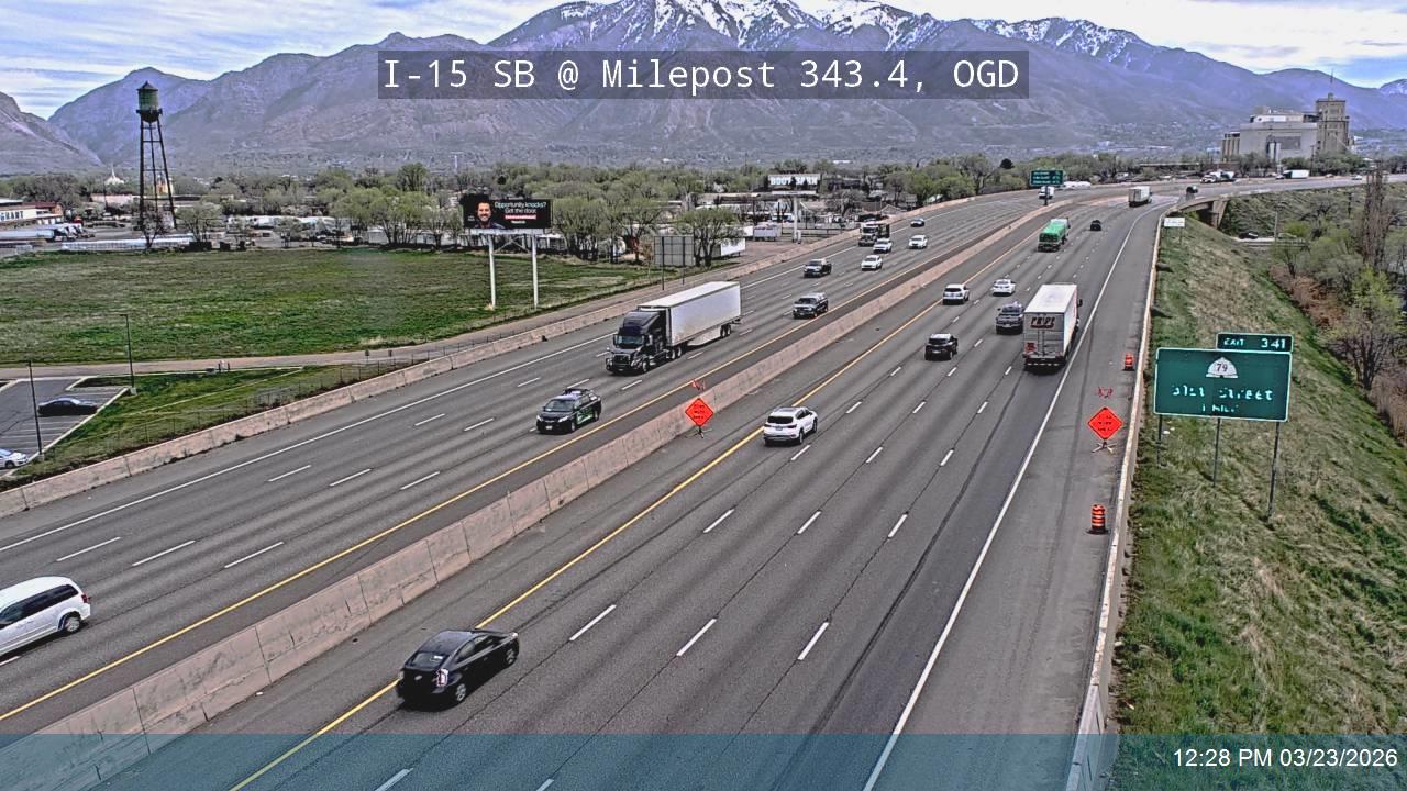 I-15 SB @ Milepost 343.4, OGD live webcam