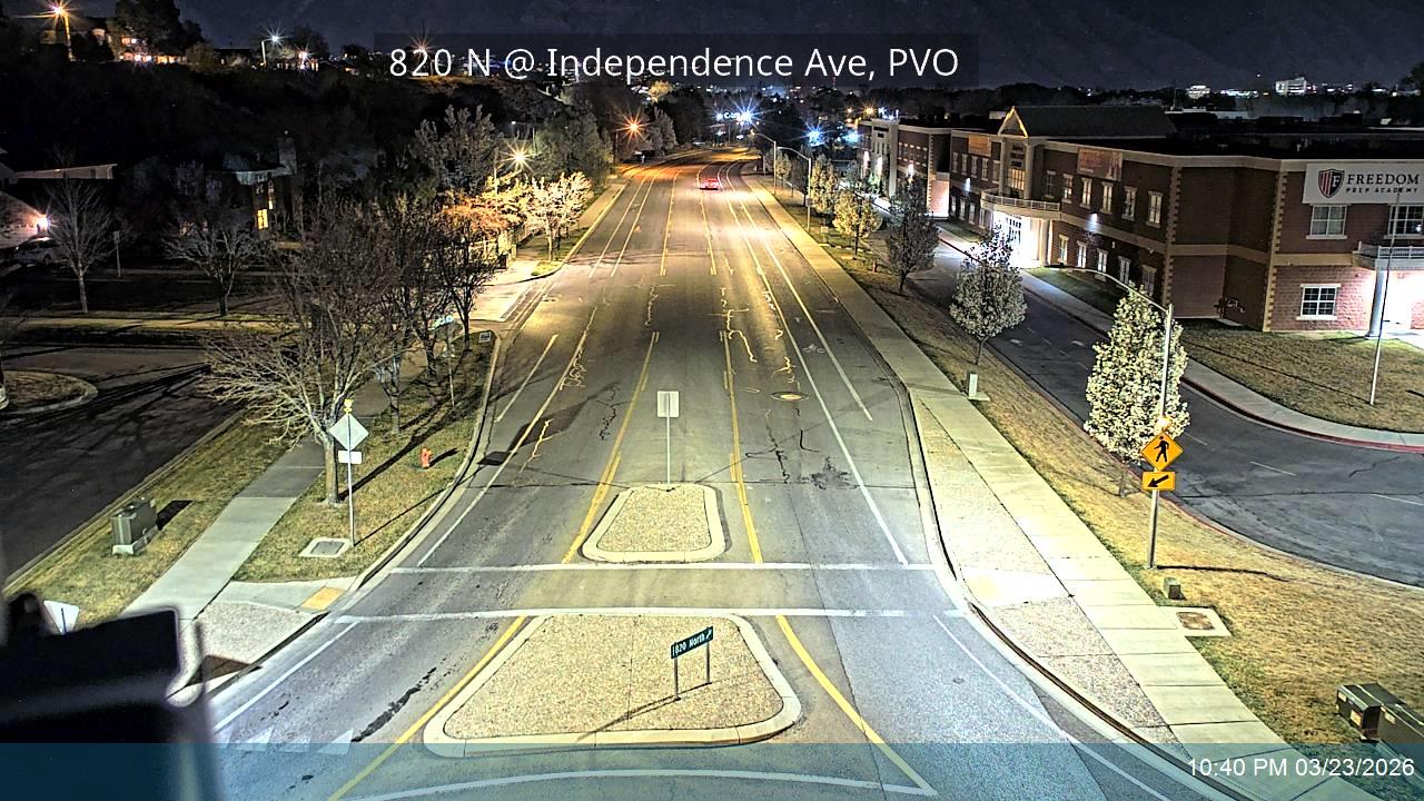 820 N @ Independence Ave, PVO live webcam