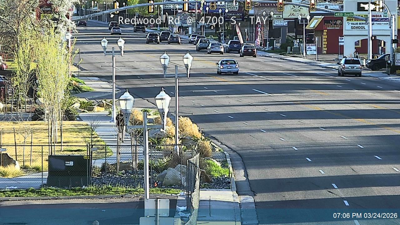 Redwood Rd / SR-68 @ 4700 S / SR-266, TAY live webcam