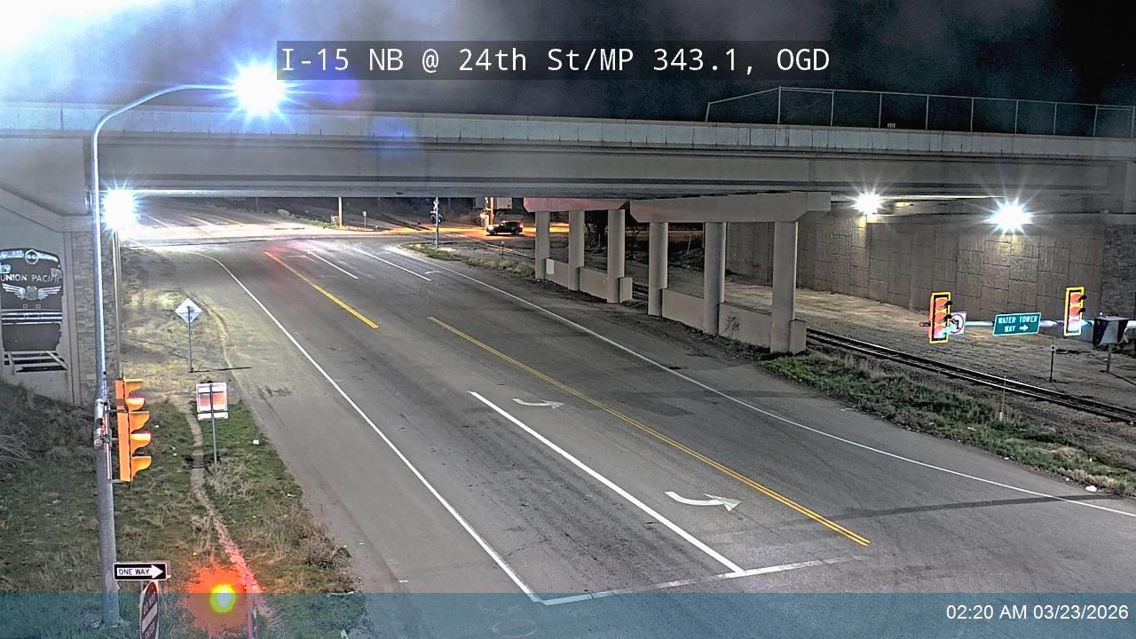 I-15 NB @ 24th St / SR-53 / MP 343.1, OGD live webcam