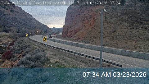 I-84 RWIS WB @ Devils Slide / MP 111.74, MN live webcam