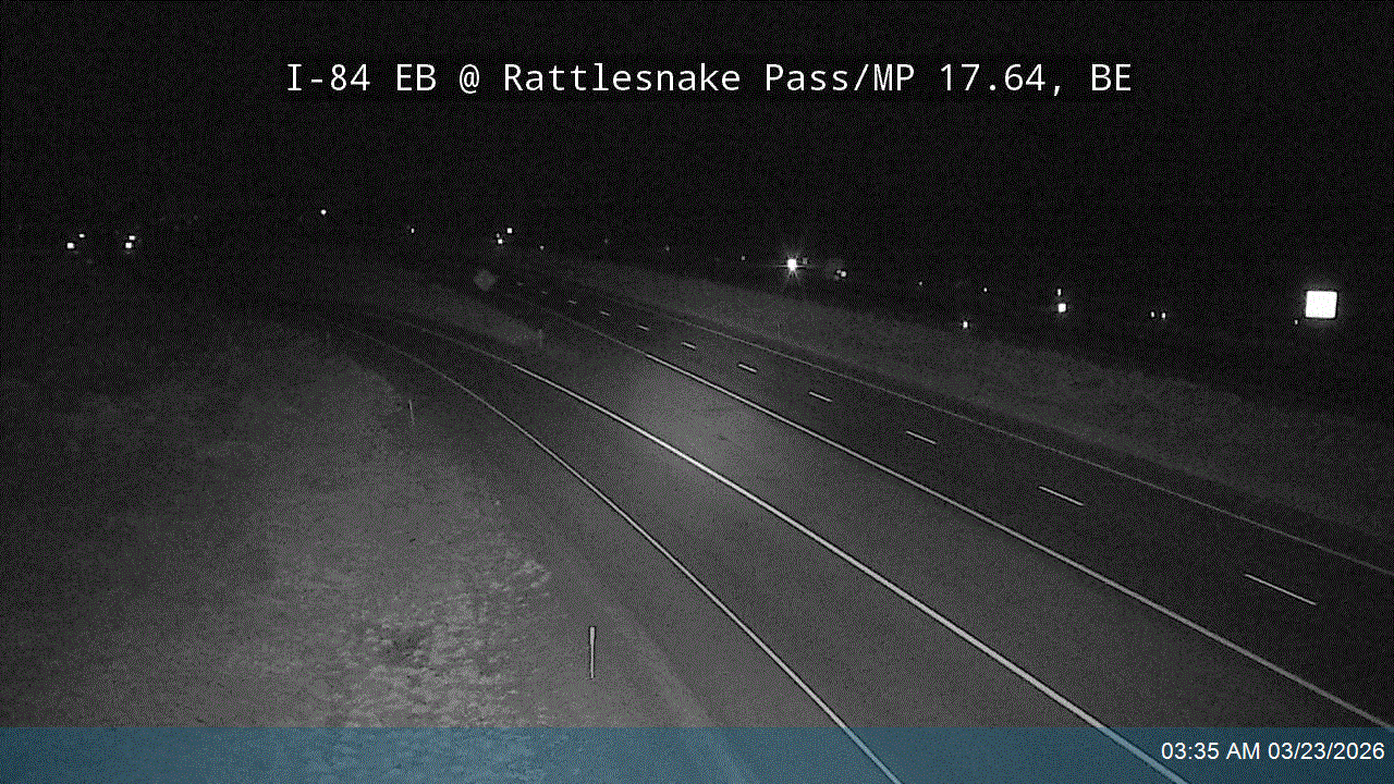 I-84 EB @ Rattlesnake Pass / MP 17.64, BE live webcam