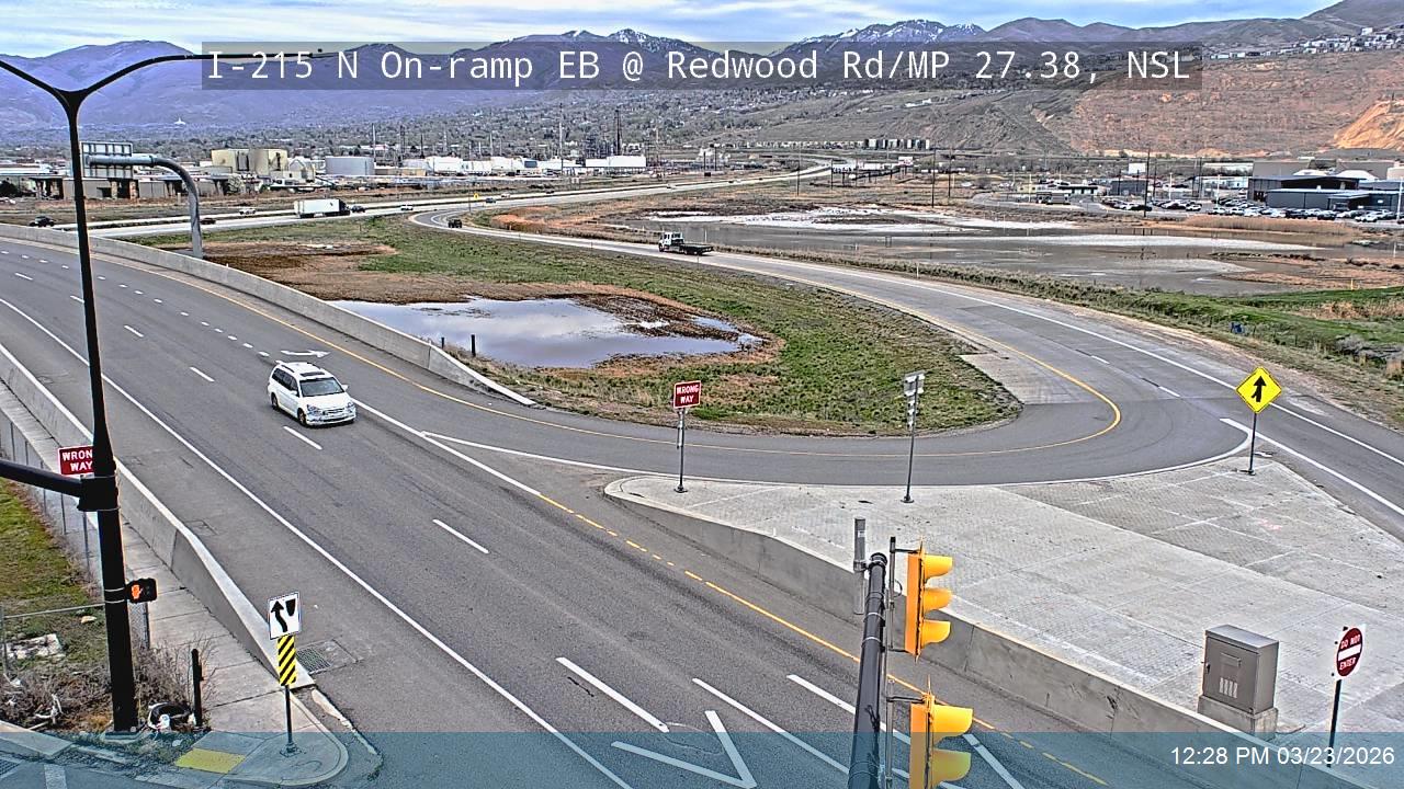 I-215 N EB On-ramp @ Redwood Rd / SR-68 / MP 27.38, NSL live webcam