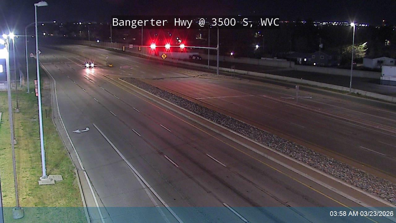 Bangerter Hwy / SR-154 @ 3500 S / SR-171, WVC live webcam