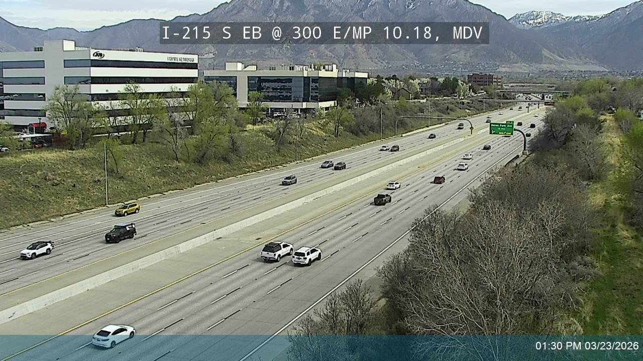 I-215 S EB @ 300 E / MP 10.18, MDV live webcam