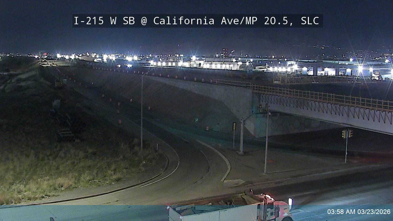 I-215 W SB @ California Ave / 1330 S / MP 20.5, SLC live webcam