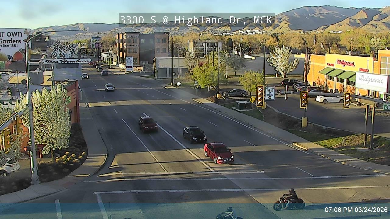 3300 S / SR-171 @ Highland Dr, MCK live webcam