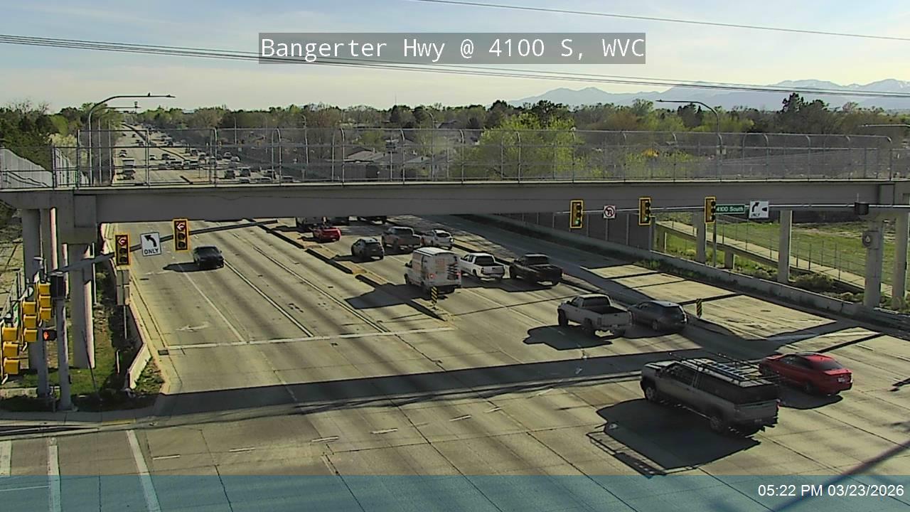 Bangerter Hwy / SR-154 @ 4100 S, WVC live webcam