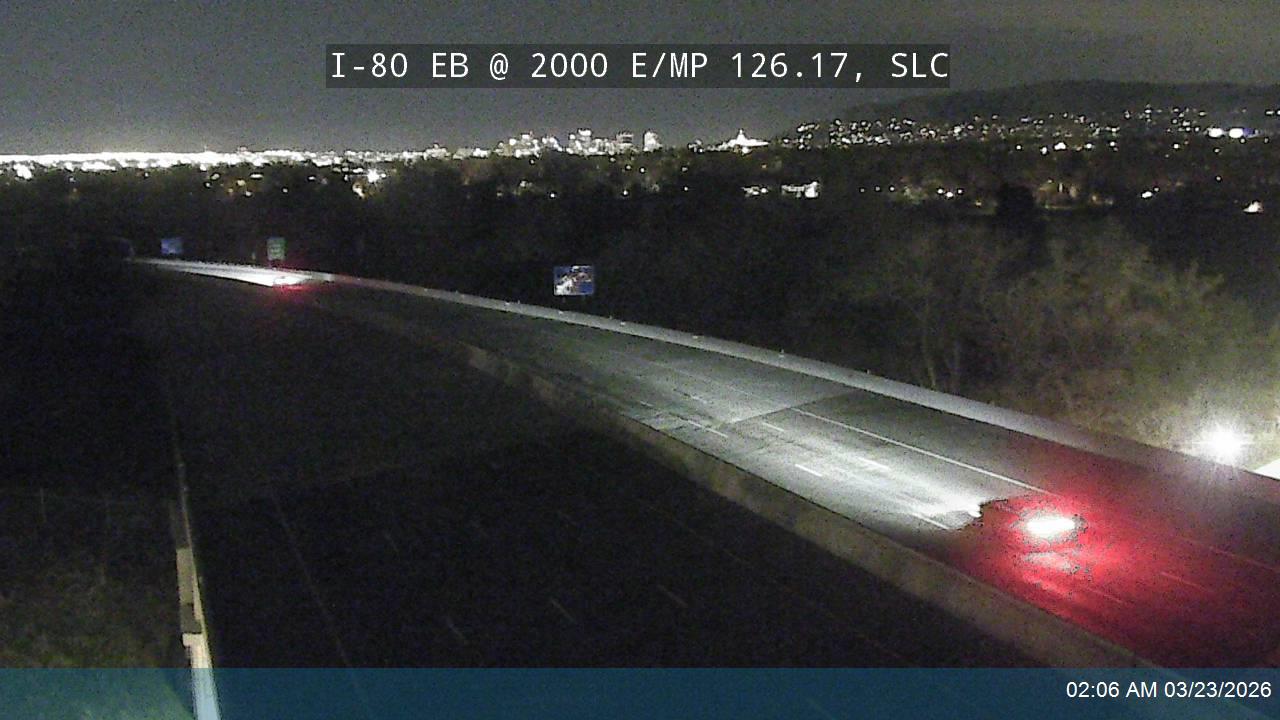 I-80 EB @ 2000 E / MP 126.17, SLC live webcam