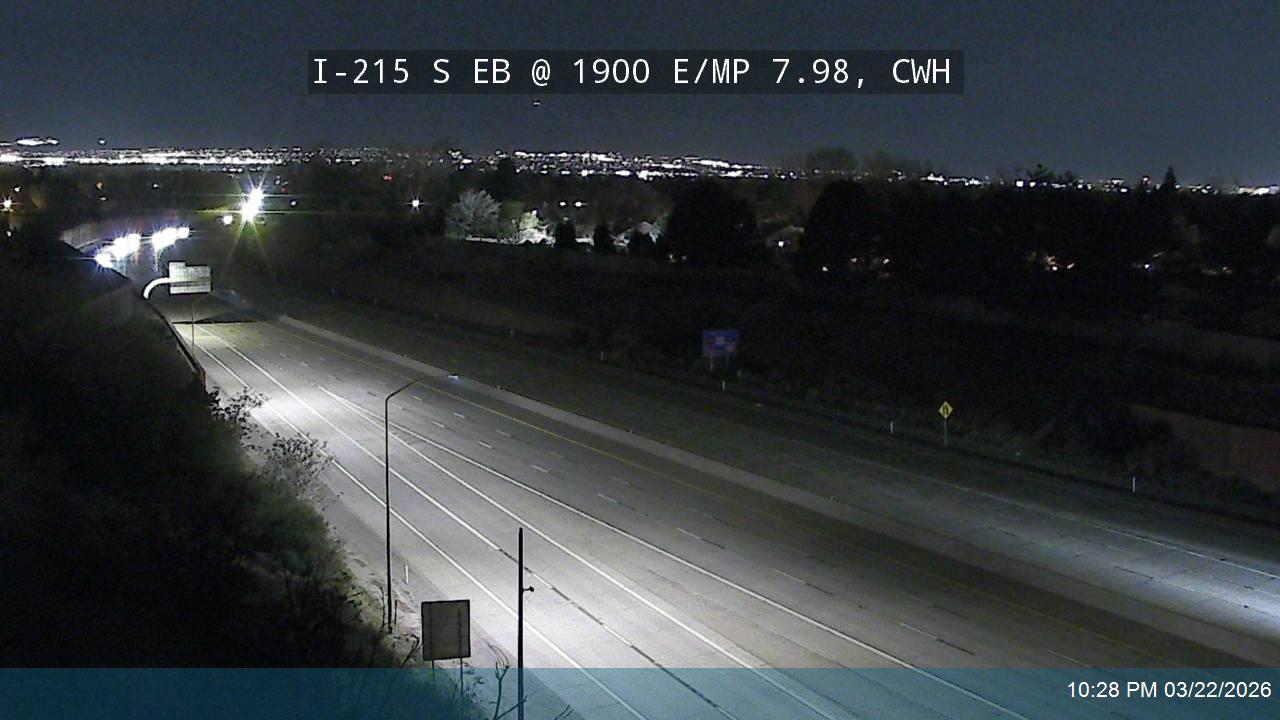 I-215 S EB @ 1900 E / MP 7.98, CWH live webcam