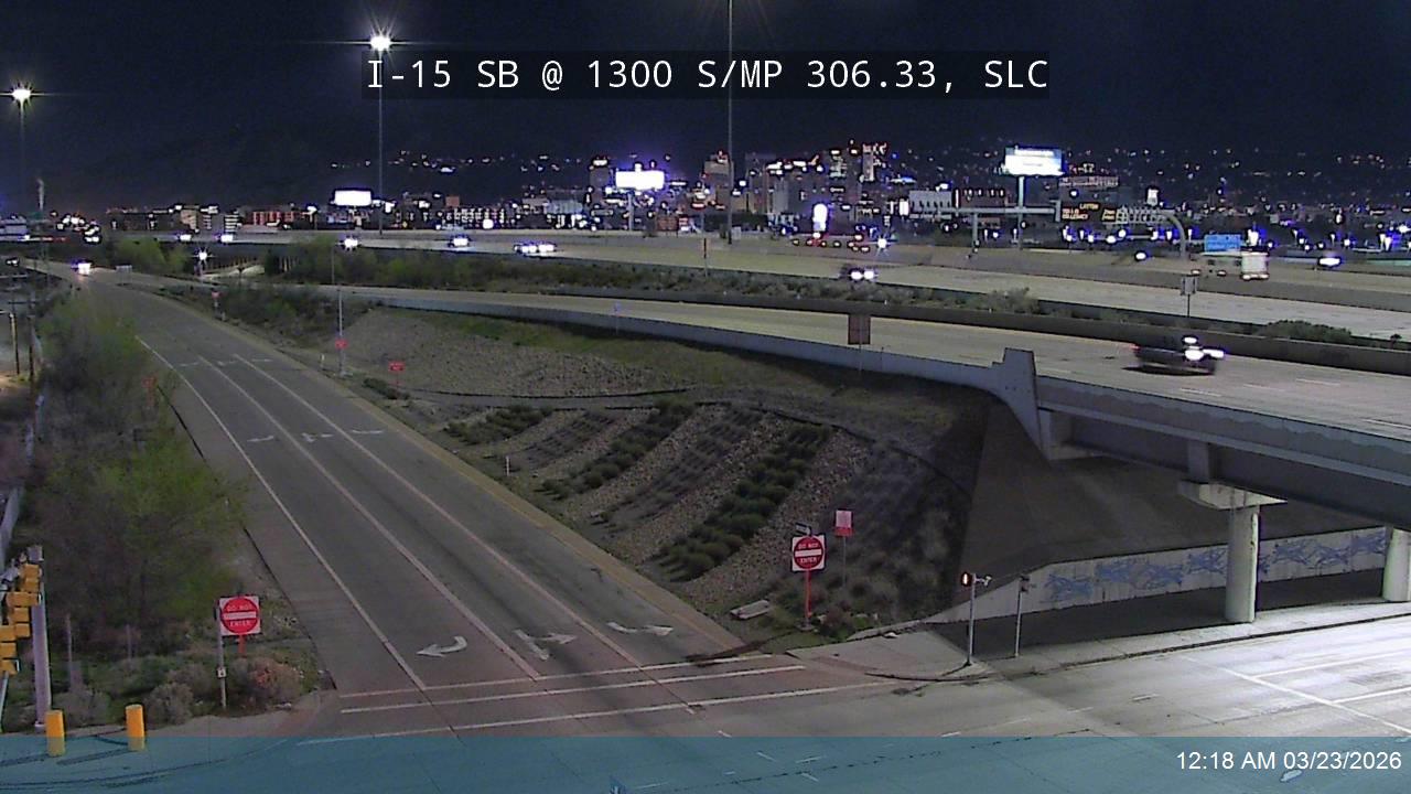 I-15 SB @ 1300 S / MP 306.33, SLC live webcam