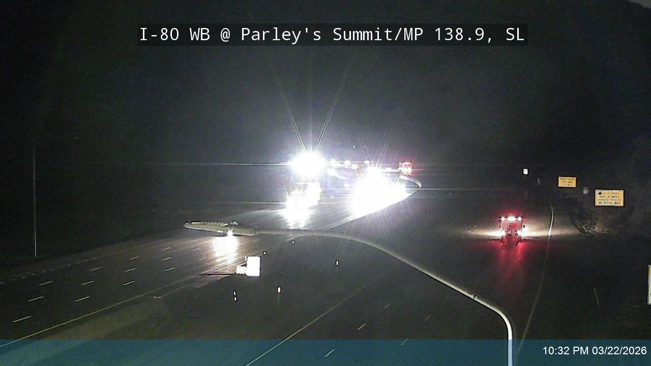 I-80 WB @ Parleys Summit / MP 138.9, SL live webcam