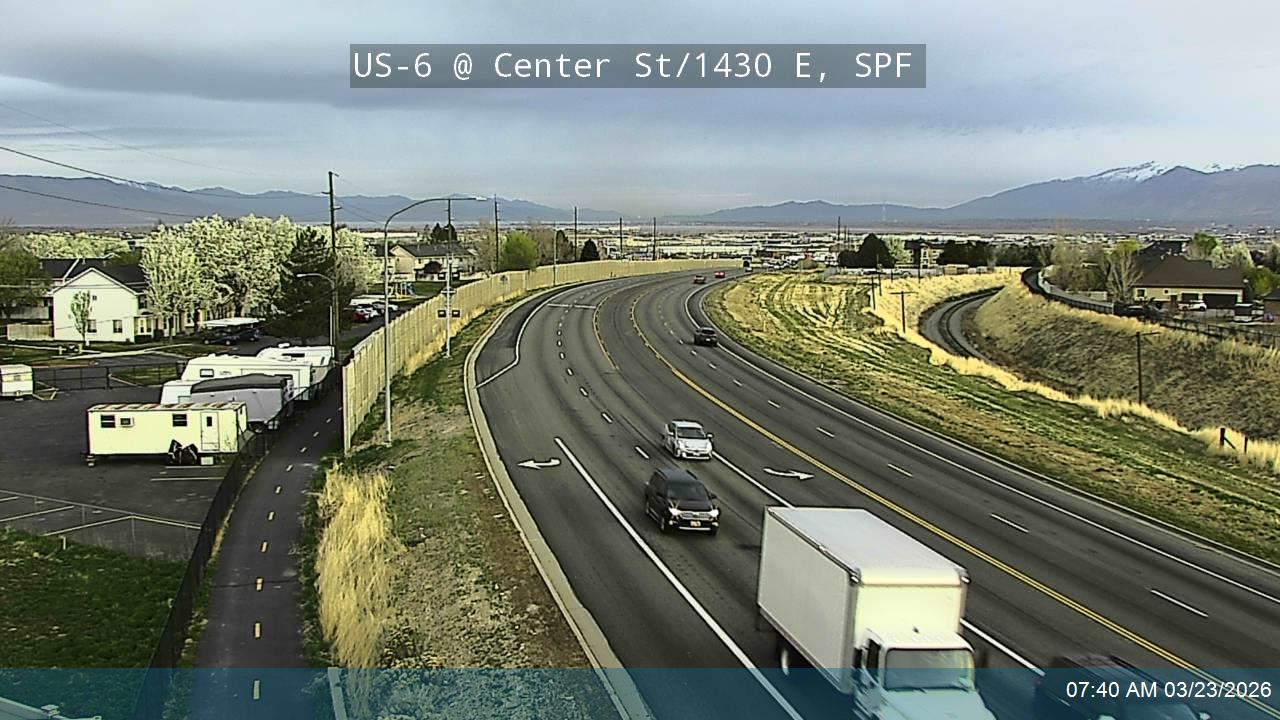 US-6 @ Center St / 1430 E, SPF live webcam