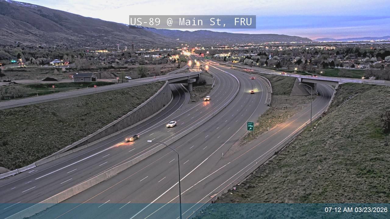 US-89 @ Main St / SR-106 / SR-273 / MP 397.58, FRU live webcam