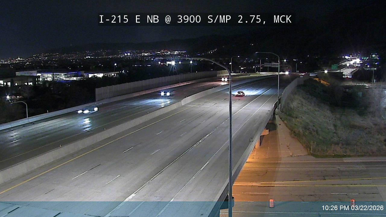 I-215 E NB @ 3900 S / MP 2.75, MCK live webcam