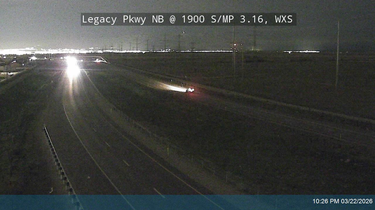 Legacy Pkwy / SR-67 NB @ 1900 S / MP 3.16, WXS live webcam