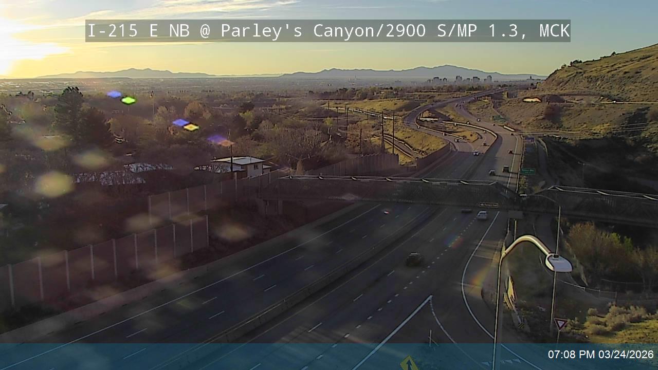 I-215 E NB @ Parleys Canyon / 2900 S / MP 1.3, MCK live webcam