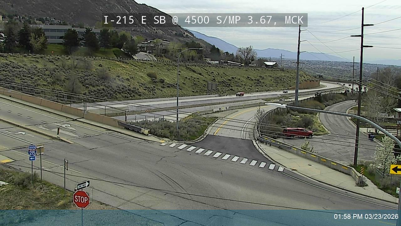 I-215 E SB @ 4500 S / SR-266 / MP 3.67, MCK live webcam