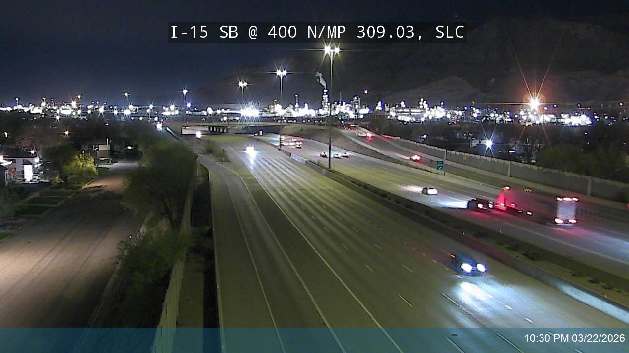 I-15 SB @ 400 N / MP 309.03, SLC live webcam