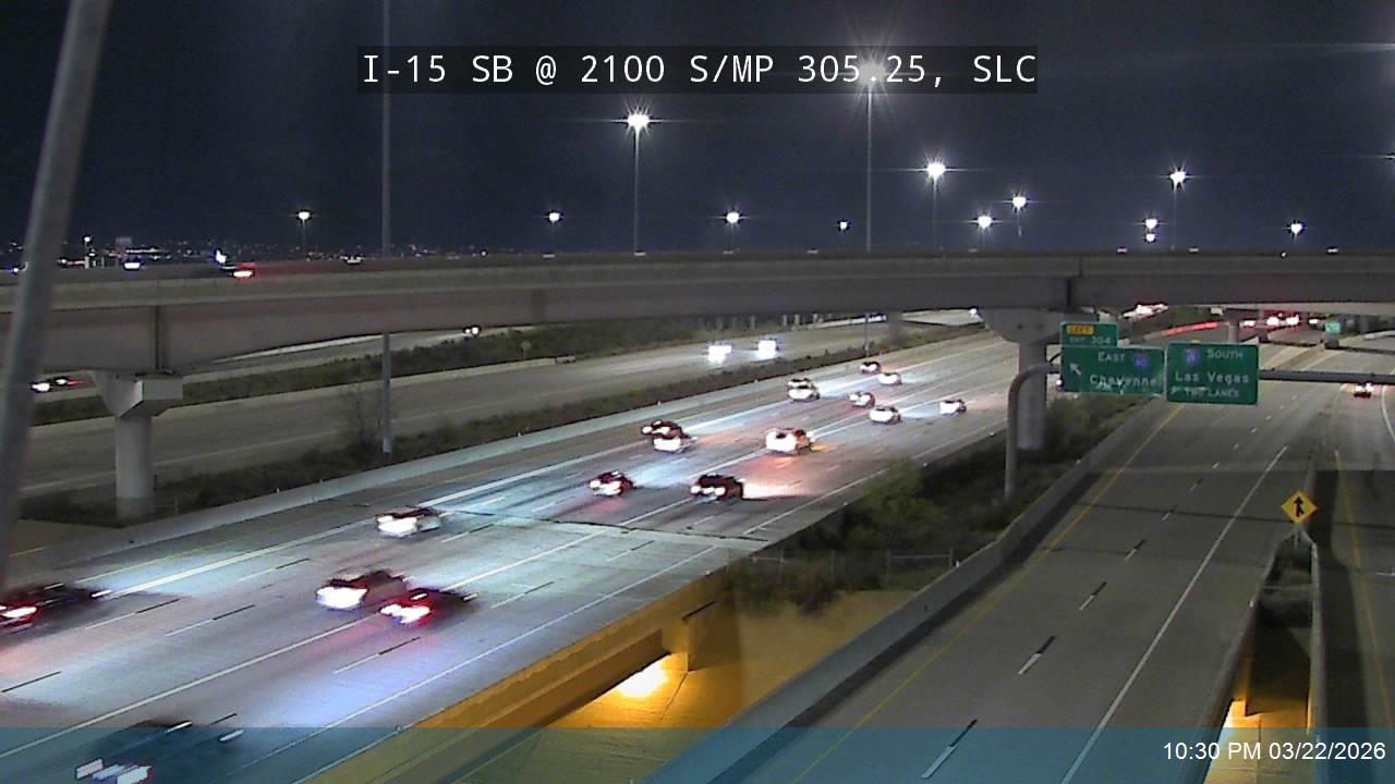 I-15 SB @ 2100 S / SR-201 / MP 305.25, SLC live webcam