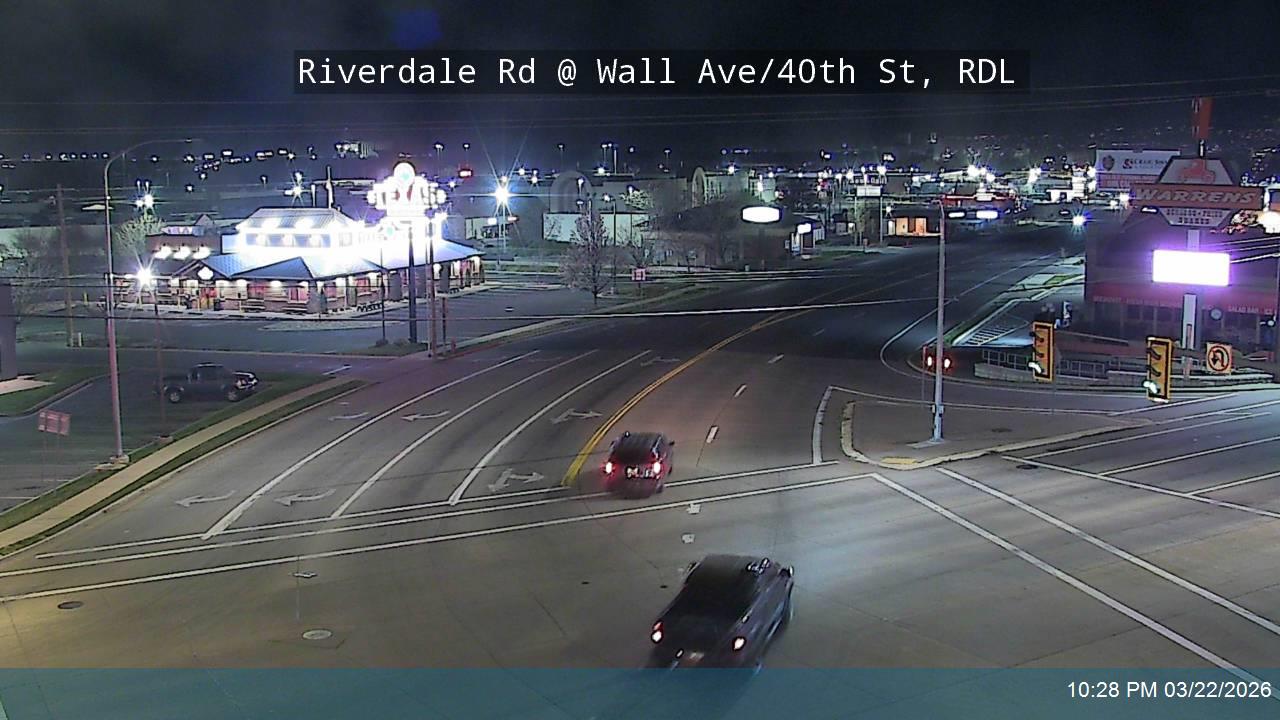 Riverdale Rd / SR-26 @ Wall Ave / 40th St / SR-204, RDL live webcam