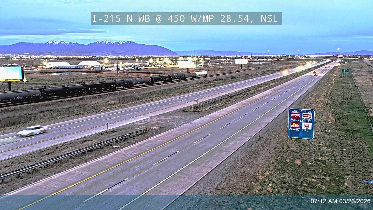 I-215 N WB @ 450 W / MP 28.54, NSL live webcam