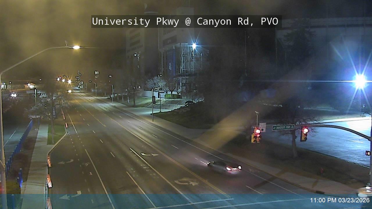 University Pkwy / 1650 N @ Canyon Rd / 150 E, PVO live webcam