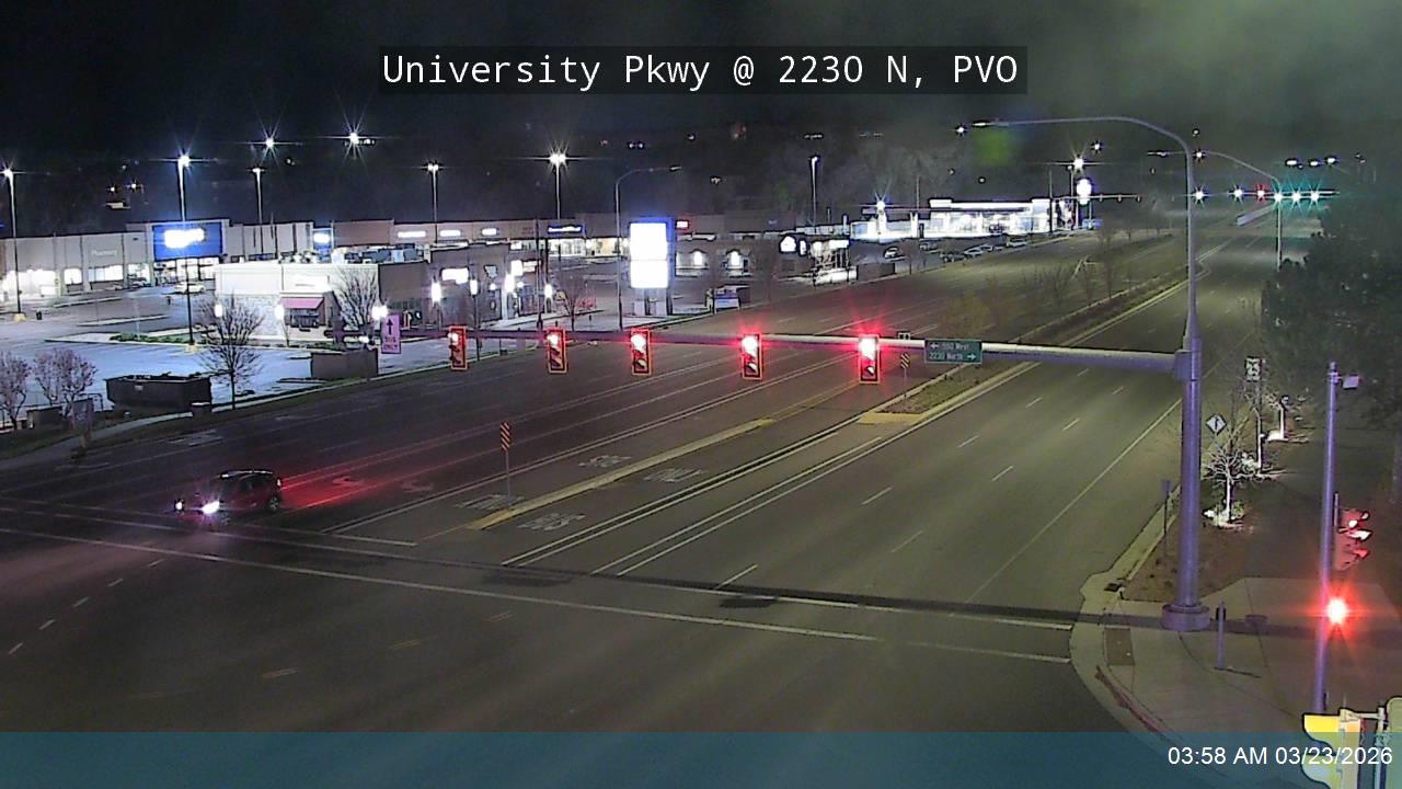 University Pkwy / SR-265 @ 2230 N / 550 W, PVO live webcam