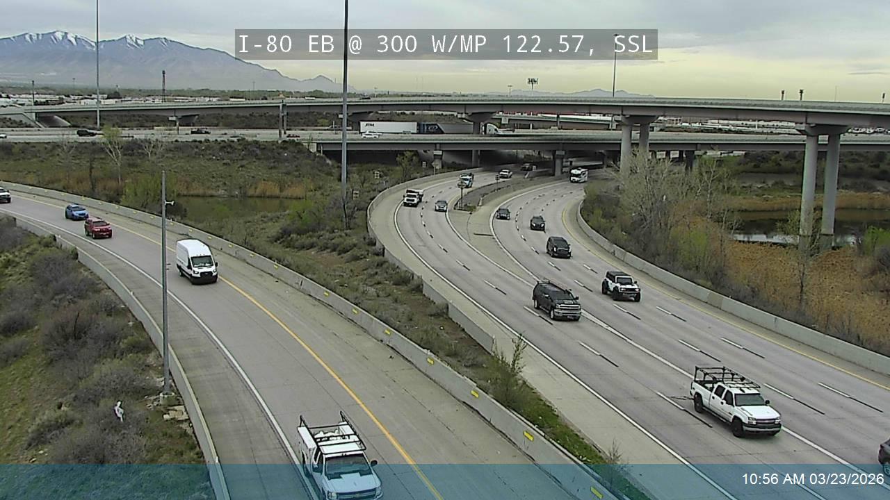 I-80 EB @ 300 W / MP 122.57, SSL live webcam