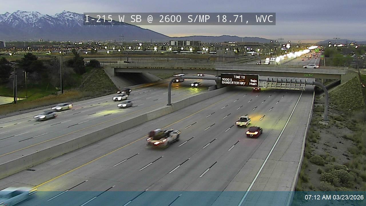 I-215 W SB @ 2600 S / MP 18.71, WVC live webcam