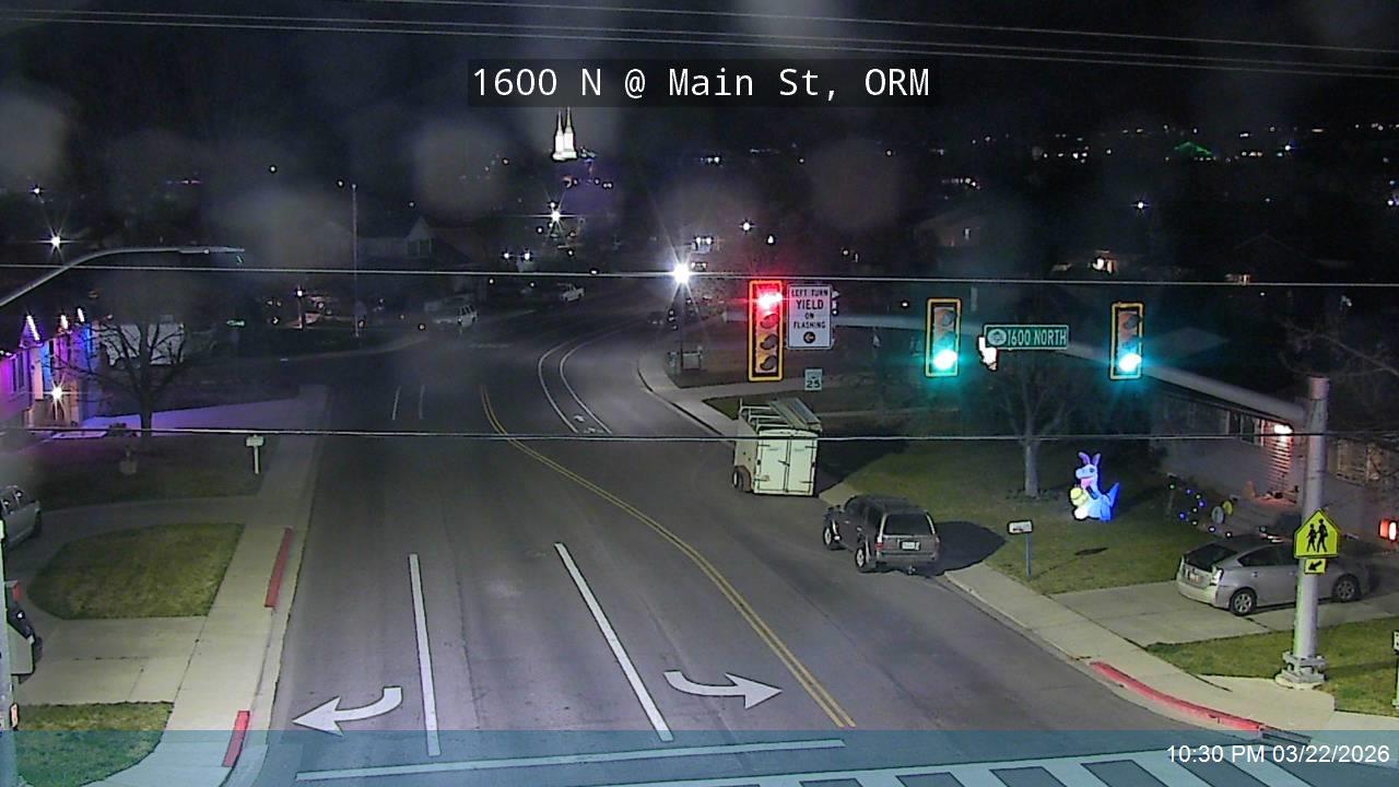 1600 N @ Main St, ORM live webcam
