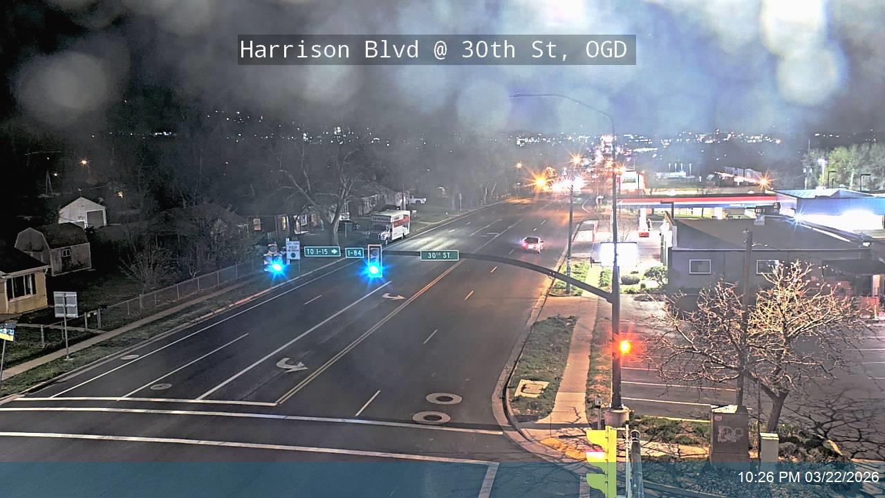 Harrison Blvd / 1200 E / SR-203 @ 30th St / SR-79, OGD live webcam