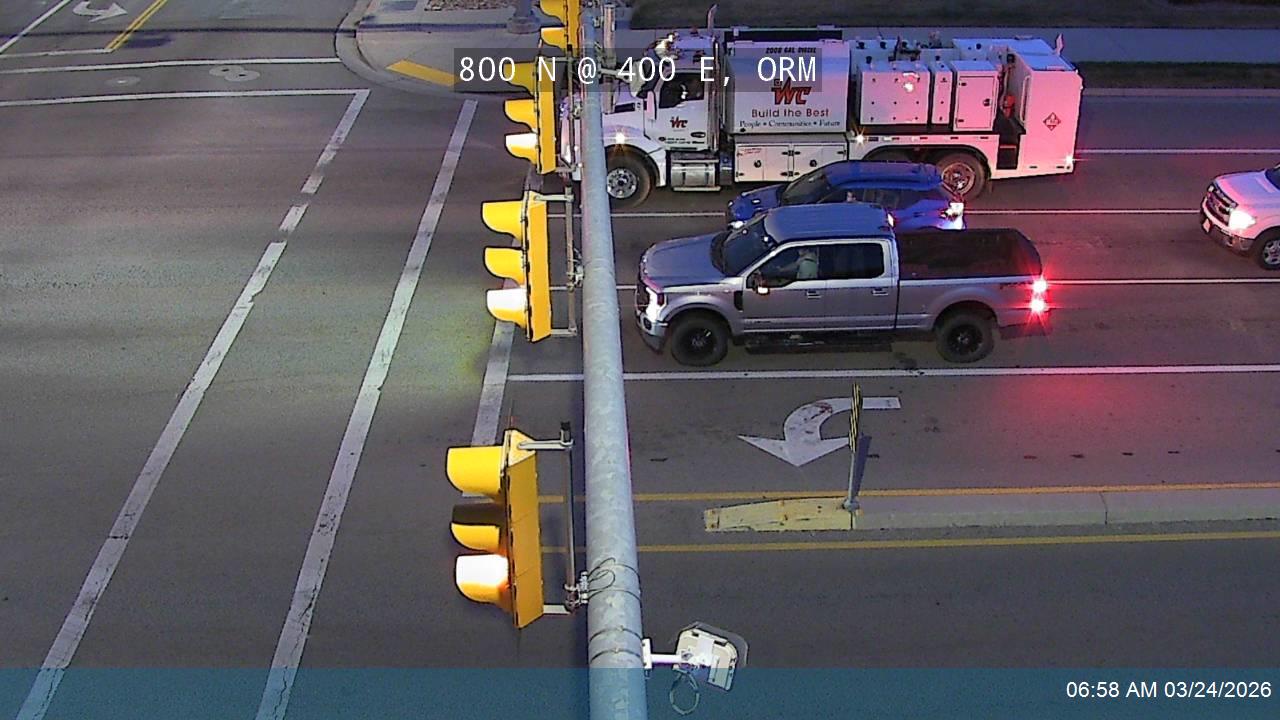 800 N / SR-52 @ 400 E, ORM live webcam