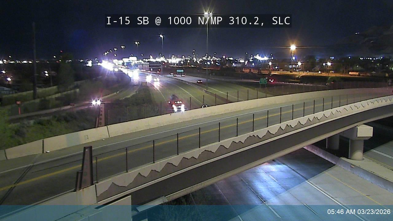 I-15 SB @ 1000 N / MP 310.2, SLC live webcam