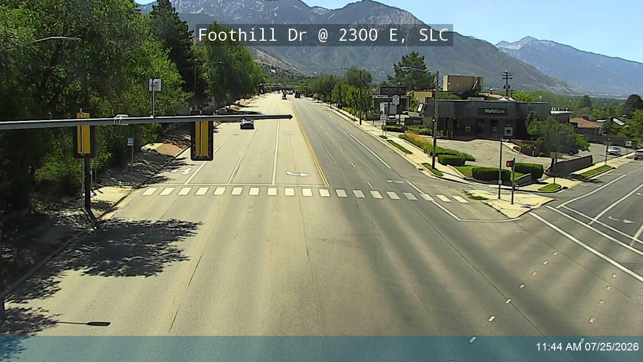 Live UDOT 交通摄像头: Foothill Dr / SR-186 @ 2300 E, SLC
