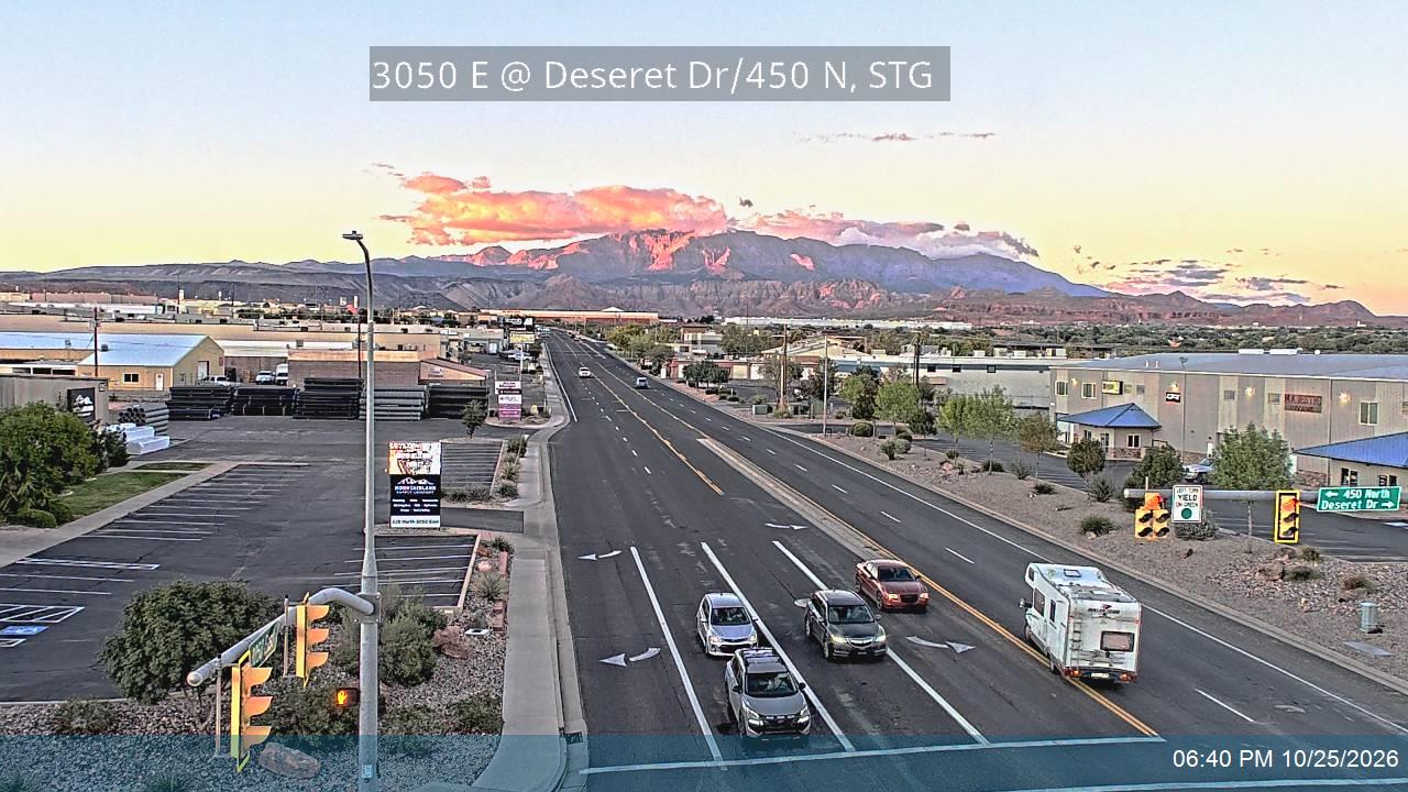 3050 E @ Deseret Dr / 450 N, STG road camera